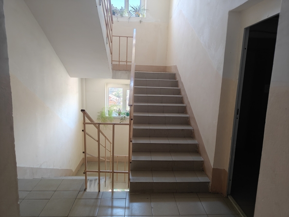 
  Продается 3-комн. квартира, 70.1 м², Комарова ул, д. 132
. Фото 21.