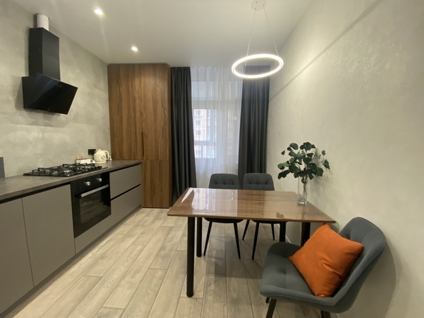 
  Продается 1-комн. квартира, 42 м², Берберовская ул, д. 16
. Фото 4.