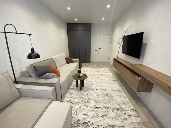 
  Продается 1-комн. квартира, 42 м², Берберовская ул, д. 16
. Фото 5.