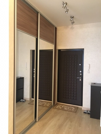 
  Продается 2-комн. квартира, 50 м², Варфоломеева ул
. Фото 8.