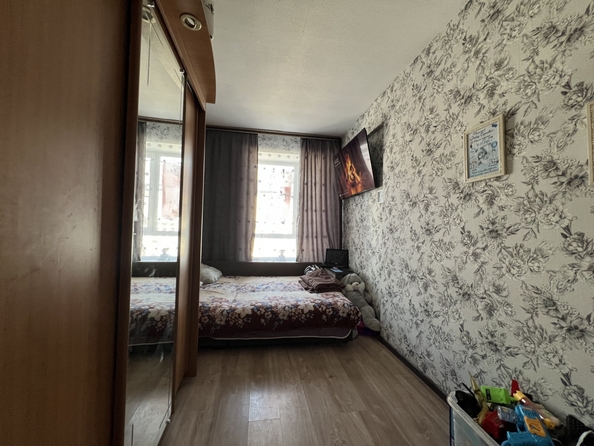 
  Продается 1-комн. квартира, 28 м², Строителей ул, д. 8
. Фото 3.