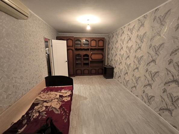 
  Продается 1-комн. квартира, 30 м², Миронова ул, д. 4
. Фото 2.