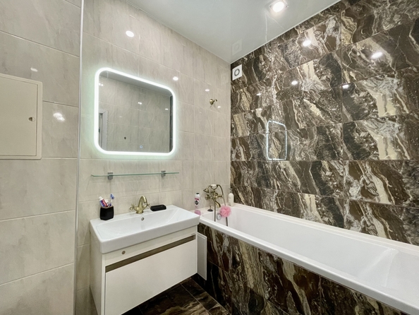 
  Продается 2-комн. квартира, 60 м², Тибетская ул, д. 1б
. Фото 15.