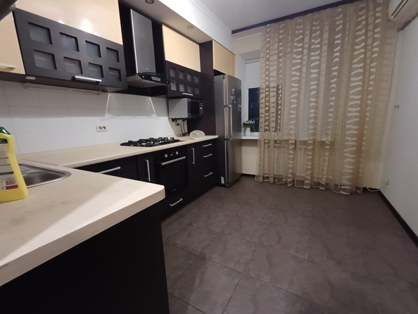 
  Продается 4-комн. квартира, 80 м², Извилистая ул, д. 10
. Фото 1.