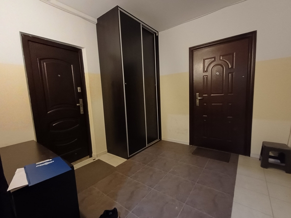 
  Продается 4-комн. квартира, 80 м², Извилистая ул, д. 10
. Фото 2.