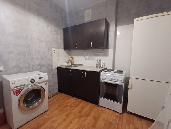 
  Продается 1-комн. квартира, 35.5 м², Стабильная ул, д. 21
. Фото 2.