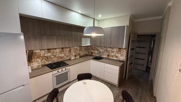 
  Продается 1-комн. квартира, 43 м², Матросова ул, д. 35
. Фото 2.