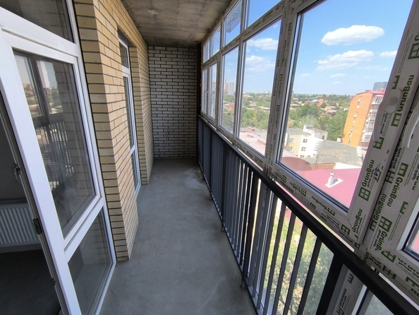 
  Продается 3-комн. квартира, 98.38 м², 28-я линия ул, д. 8
. Фото 15.