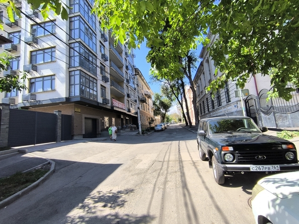 
  Продается 3-комн. квартира, 98.38 м², 28-я линия ул, д. 8
. Фото 19.