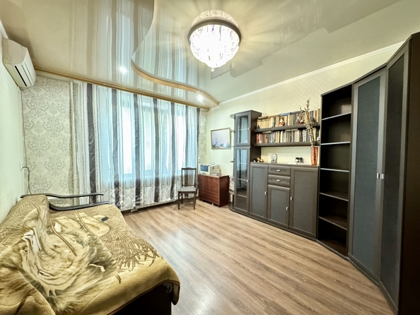 
  Продается 2-комн. квартира, 44 м², Воровского ул, д. 23
. Фото 1.