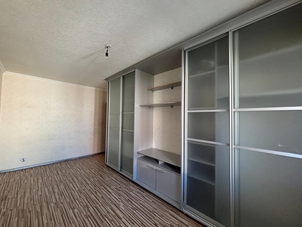 
  Продается 2-комн. квартира, 50.7 м², 2-й Пятилетки ул, д. 6/1
. Фото 5.