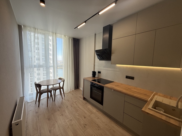 
  Продается 2-комн. квартира, 34 м², Привокзальная пл, д. 3/1
. Фото 3.
