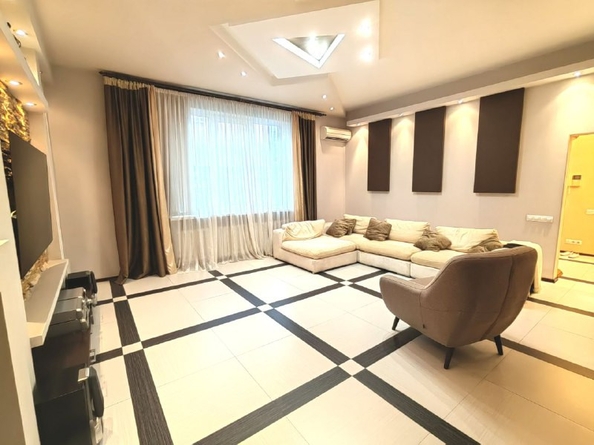 
  Продается дом, 275.2 м², Ростов-на-Дону
. Фото 3.