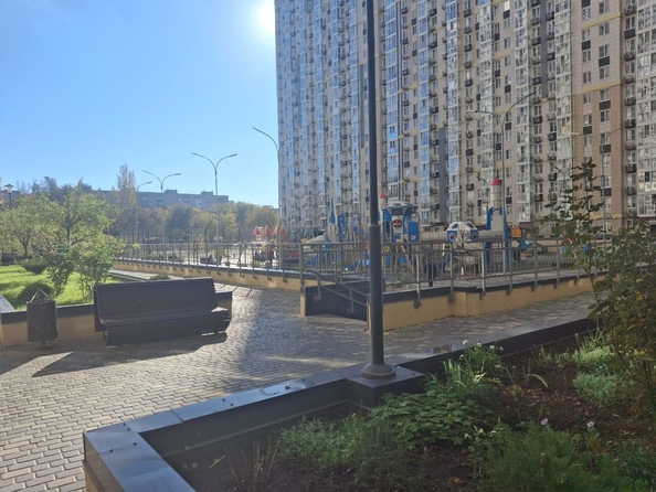 
  Продается 2-комн. квартира, 50 м², Стабильная ул, д. 3
. Фото 17.