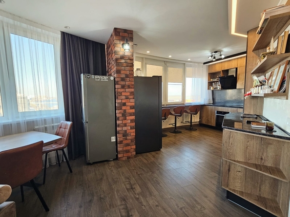 
  Продается 2-комн. квартира, 100 м², Береговая ул, д. 6
. Фото 3.