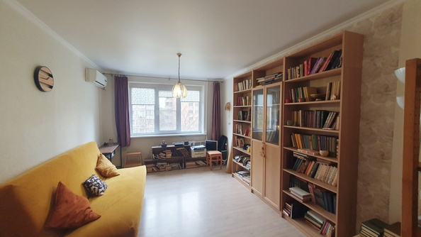 
  Продается 3-комн. квартира, 65 м², Малиновского ул, д. 76
. Фото 1.