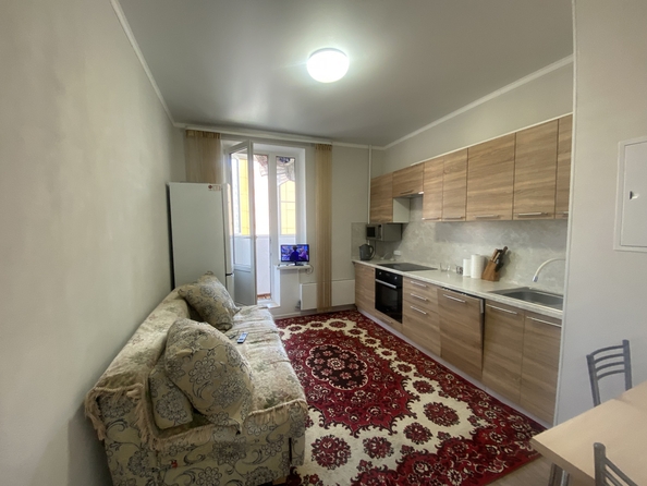 
  Продается 2-комн. квартира, 56 м², Ткачева ул, д. 19
. Фото 6.