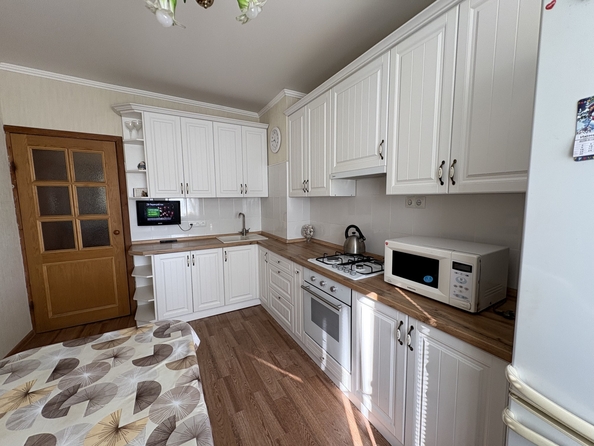 
  Продается 3-комн. квартира, 62 м², Таганрогская ул, д. 124
. Фото 1.