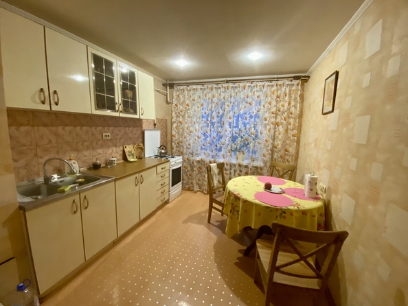 
  Продается 3-комн. квартира, 65 м², 40-летия Победы пр-кт, д. 87
. Фото 2.