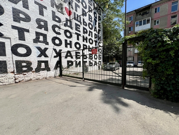 
  Продается 3-комн. квартира, 55 м², 1-я Майская ул, д. 16
. Фото 8.