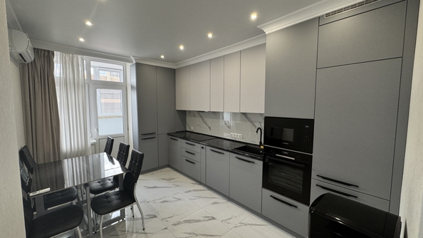 
  Продается 3-комн. квартира, 71.25 м², 45-я линия ул, д. 58
. Фото 1.