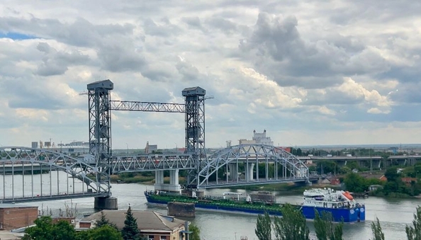 
  Продается 1-комн. квартира, 40 м², Привокзальная ул, д. 3
. Фото 3.