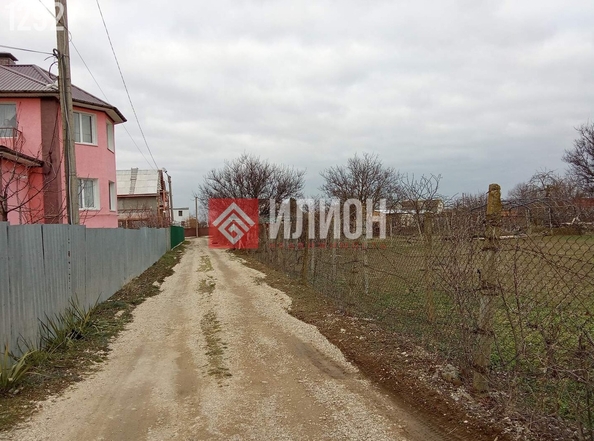 
  Продается земельный участок 8 соток. Фото 1.