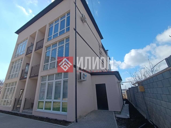 
  Продается студия 42 м². Фото 1.