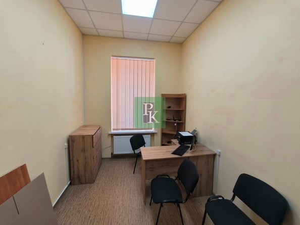 
  Сдается офис 12.5 м². Фото 2.