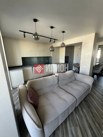 
  Продается 3-комн. квартира 89 м². Фото 1.
