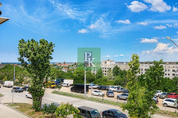 
  Продается 3-комн. квартира 61.7 м². Фото 18.
