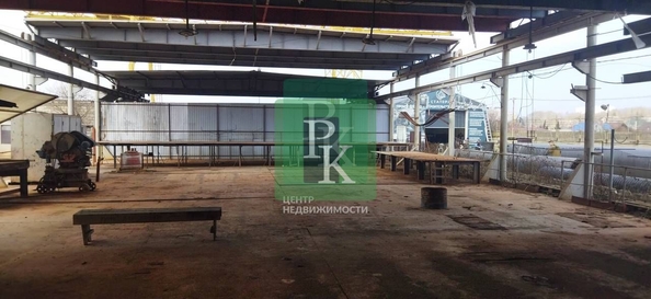 
  Сдается производственное помещение 800 м². Фото 1.