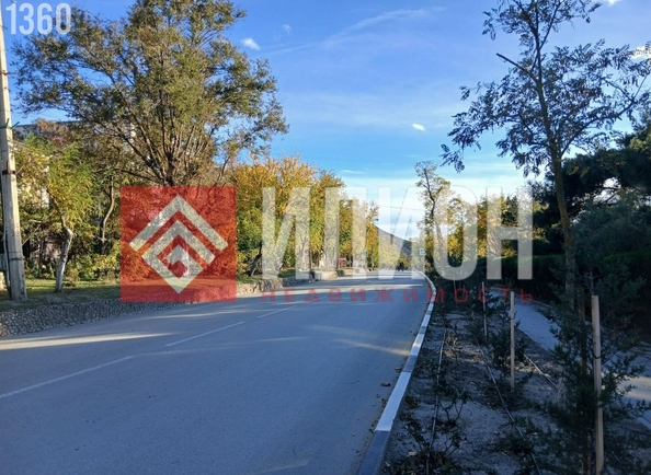 
  Продается земельный участок 1.8 сотка. Фото 6.