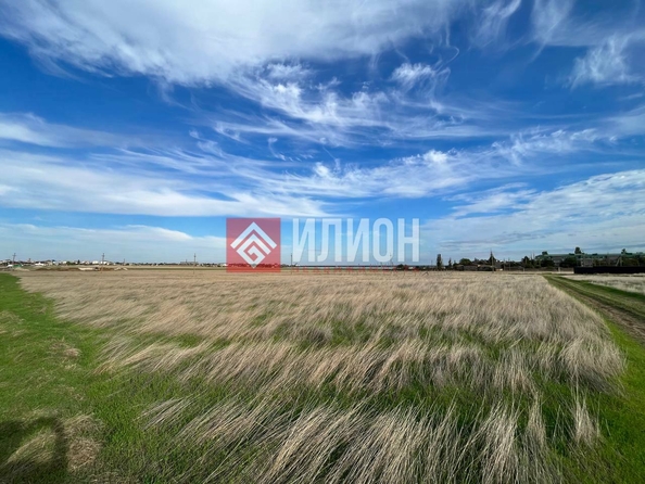 
  Продается земельный участок 7.3 соток. Фото 1.