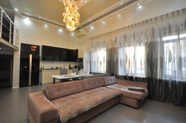 
  Продается 3-комн. квартира 200 м². Фото 3.