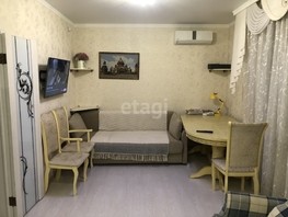 Продается 2-комнатная квартира Венецианская ул, 75.8  м², 8900000 рублей