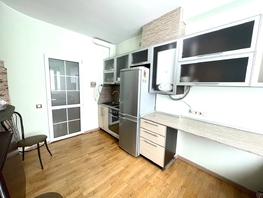 Продается 1-комнатная квартира Крымская ул, 54  м², 8190000 рублей