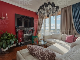 Продается 3-комнатная квартира Юных Ленинцев ул, 140 м², 95000000 рублей