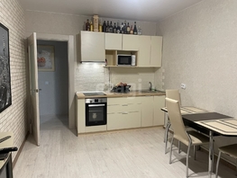 Продается 2-комнатная квартира Героя Советского Союза Якова Кобзаря ул, 63.5  м&sup2;, 6750000 рублей