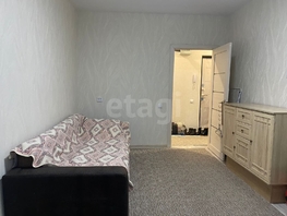 Продается 1-комнатная квартира Комарова В.М. ул, 33.6  м&sup2;, 4300000 рублей