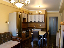 Продается 3-комнатная квартира Коммунальная ул, 83.2  м², 52500000 рублей