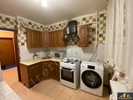Снять двухкомнатную квартиру Красивая ул, 40 м², 30000 рублей