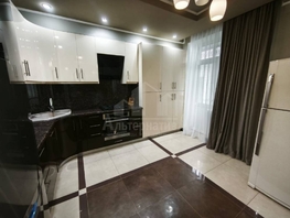 Продается 4-комнатная квартира Орджоникидзе ул, 146  м², 18650000 рублей