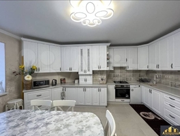 Продается 3-комнатная квартира Жуковского ул, 102  м², 38500000 рублей