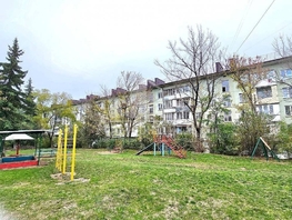 Продается 4-комнатная квартира Героев Медиков ул, 60 м², 7700000 рублей