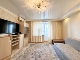 Продается 4-комнатная квартира 40-летия Победы пр-кт, 80 м², 8000000 рублей