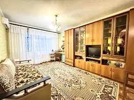 Продается 2-комнатная квартира Добровольского ул, 52 м², 5600000 рублей