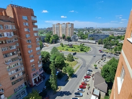 Продается 2-комнатная квартира Селиванова ул, 65.4 м², 11550000 рублей