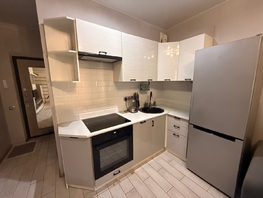 Продается 1-комнатная квартира Батуринская ул, 34 м², 5650000 рублей