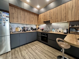 Продается 2-комнатная квартира Строителей ул, 59.5 м², 9900000 рублей